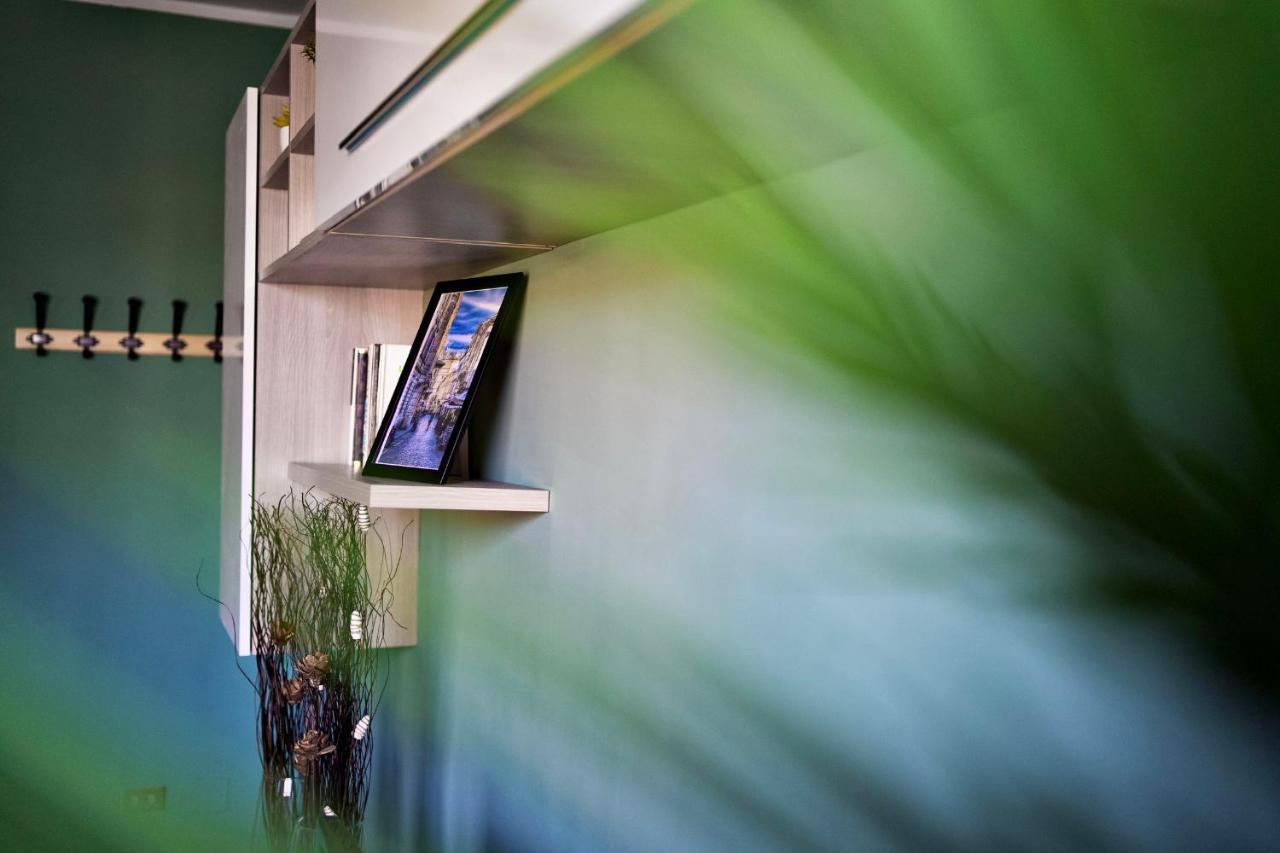 Casa Zoe Apartment Free Parking,Self Check In & Free Wi Fi Πάρμα Εξωτερικό φωτογραφία