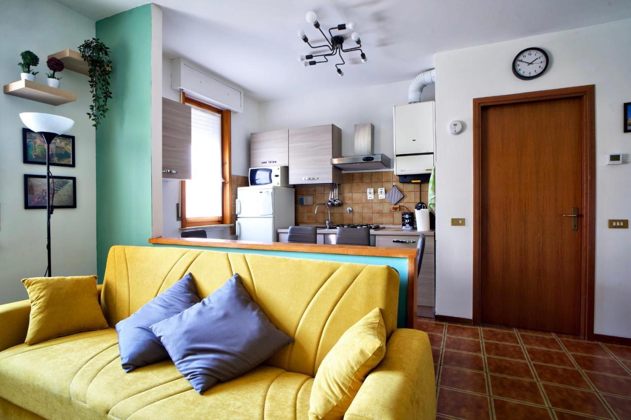 Casa Zoe Apartment Free Parking,Self Check In & Free Wi Fi Πάρμα Εξωτερικό φωτογραφία